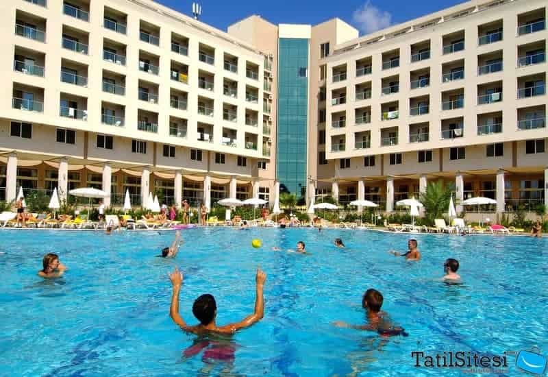Hedef Rose Garden Hotel